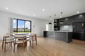 26 Manuel Road, Silverdale