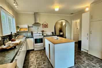 53 Flanders Avenue, Onekawa