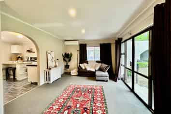 53 Flanders Avenue, Onekawa
