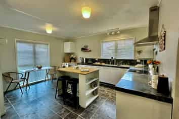 53 Flanders Avenue, Onekawa