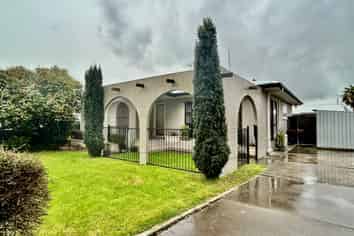 53 Flanders Avenue, Onekawa