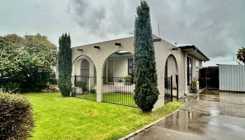 53 Flanders Avenue, Onekawa