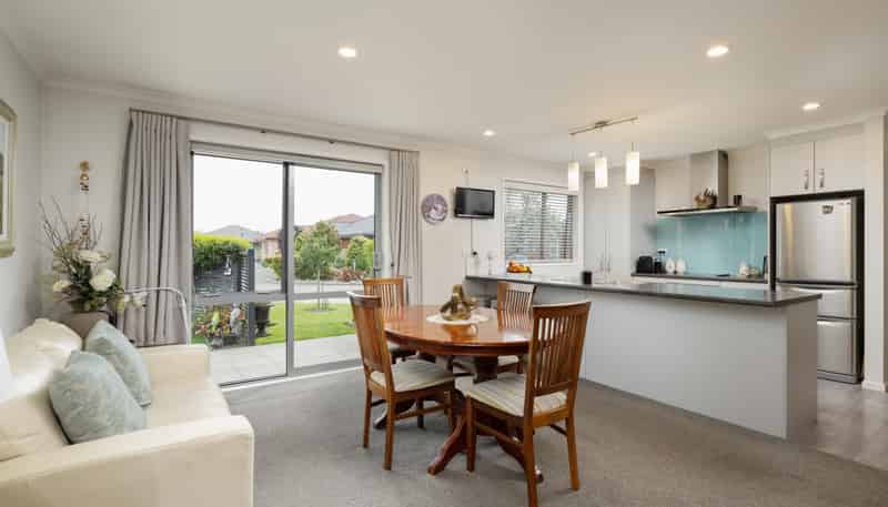 9 Korari Grove, Redwoodtown