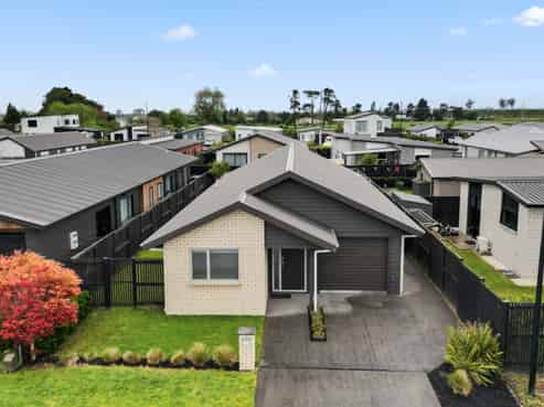 2 Meachem Road, Chartwell