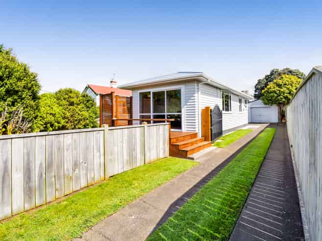 114 Fairfield Road, Hawera