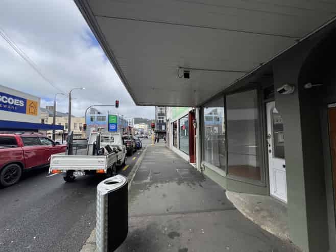 Small Vivian Street Retail