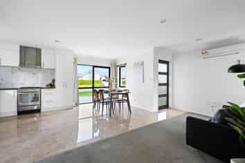 2A Capricorn Place, Flagstaff