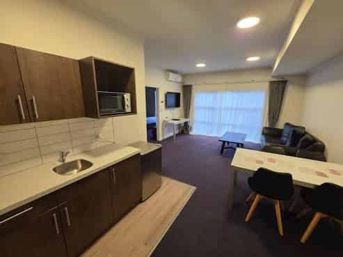 Big Motel, Big City Location, Big Income