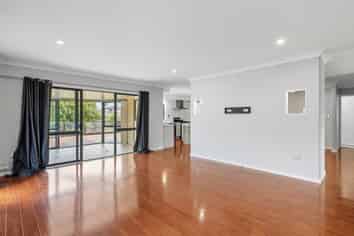 30 Rowesdale Drive, Ohauiti