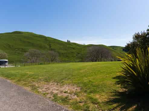 88 Scarlys Way, Okitu