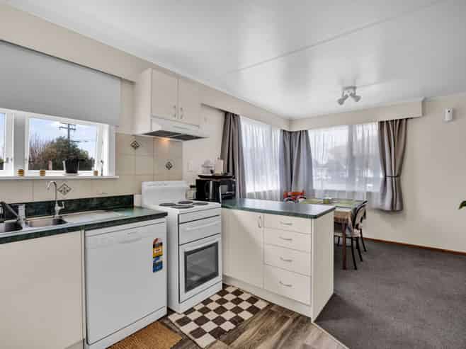 25 Waihi Road, HAWERA