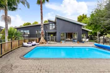 197 Forest Hill Road, Waiatarua