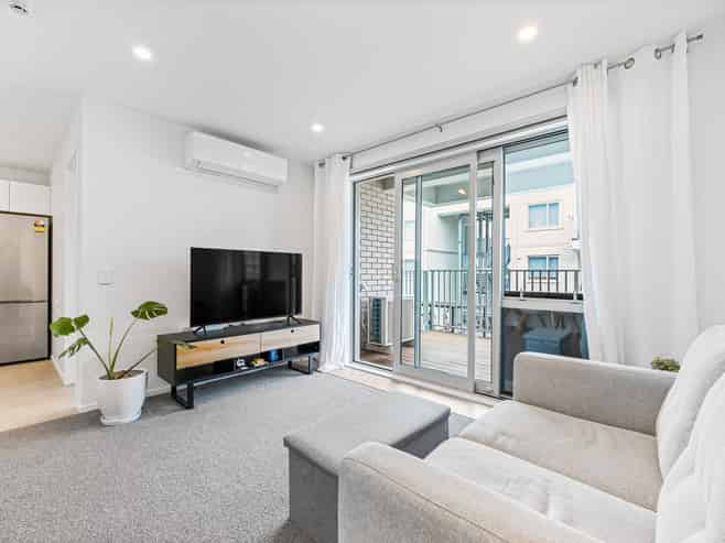 105/28B Eileen Newey Place, Henderson