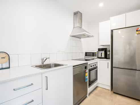 105/28B Eileen Newey Place, Henderson