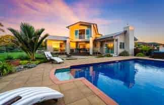 17 Sunny Crescent, Huapai