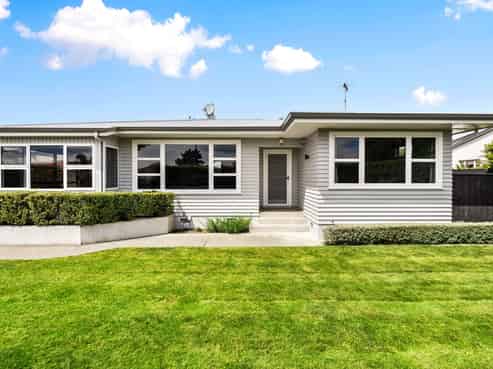 111 Nottingley Road, Frimley