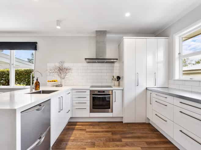 111 Nottingley Road, Frimley