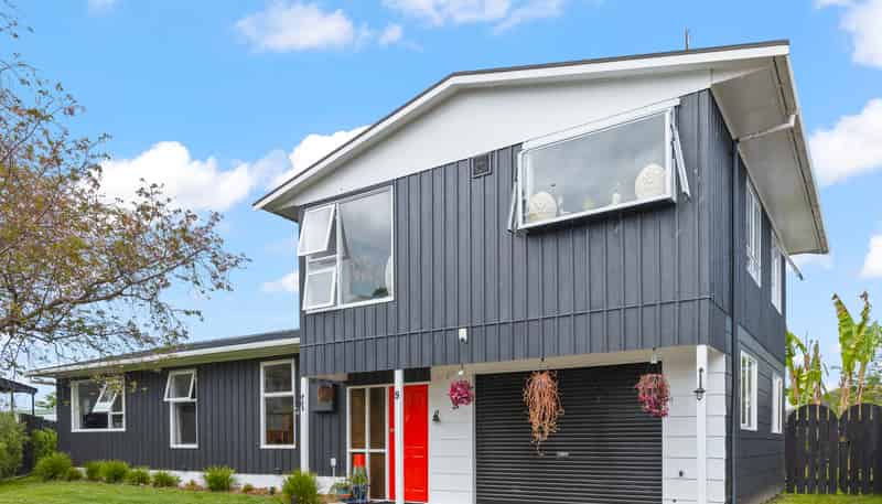 9 Meads Place, Bulls