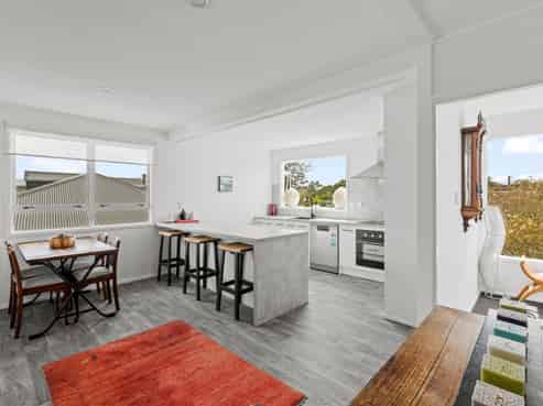 9 Meads Place, Bulls