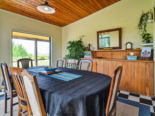 251 Aorangi Road, Maraekakaho