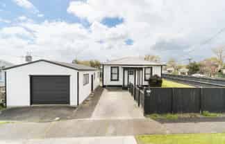 32 Cambridge Street, Milson
