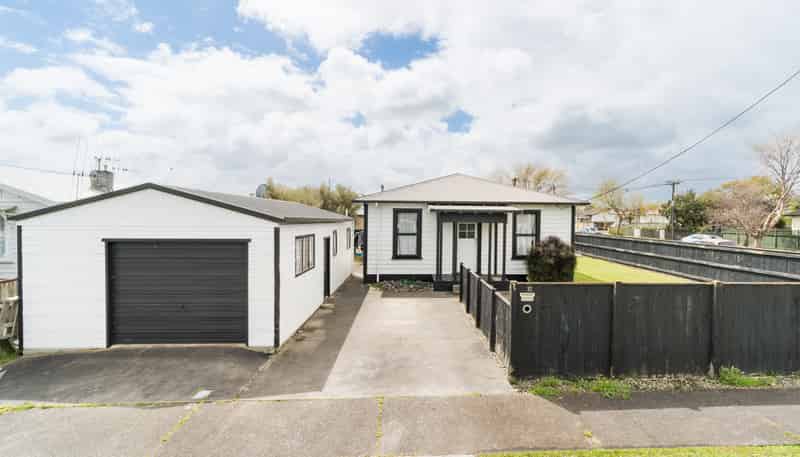 32 Cambridge Street, Milson