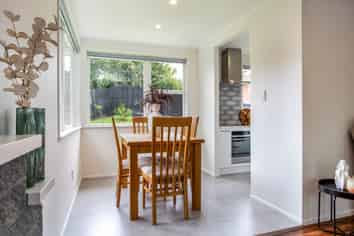 19 Laburnum Road, New Windsor