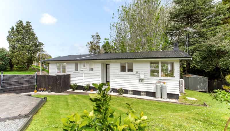 19 Laburnum Road, New Windsor