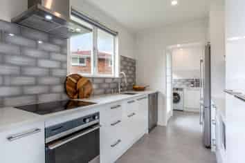 19 Laburnum Road, New Windsor