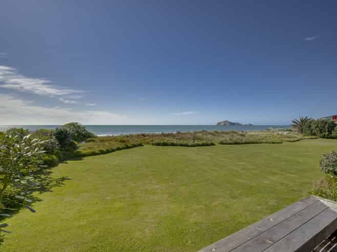 15 Moori Road, Waimarama