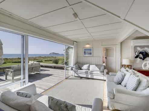 15 Moori Road, Waimarama