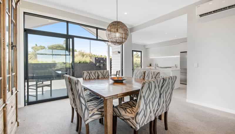 242 Hillcrest Road, Wainui