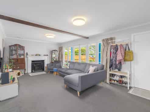 42 Cresswell Avenue, Burwood