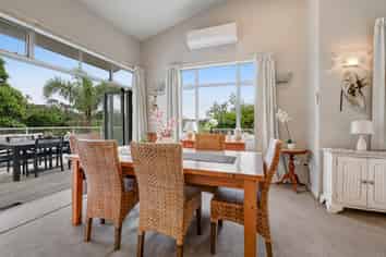 5 Palm Cove, Arkles Bay