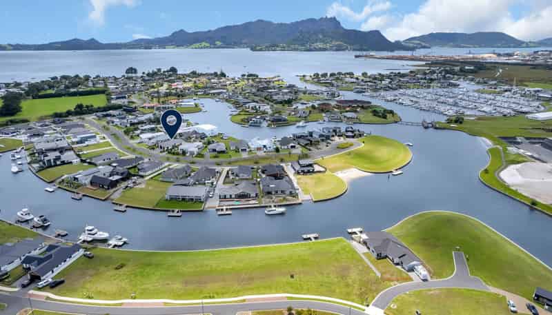 11 Waitemata Drive, One Tree Point