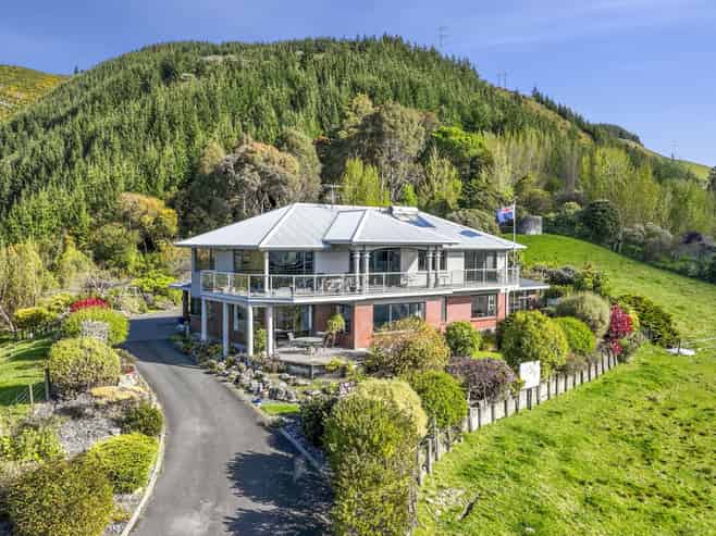 583 Hill Street South, Hope
