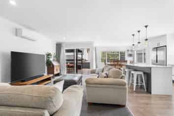 13 Barrels Close, Kumeu