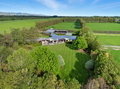 247 Collins Road, Lincoln