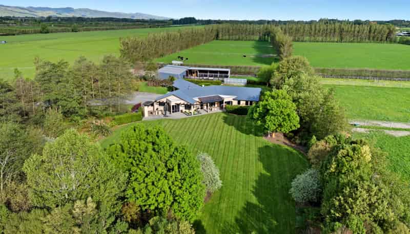 247 Collins Road, Lincoln