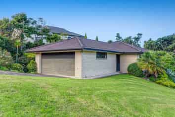 42 Savoy Road, Orewa