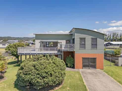 12 Marlin Street, Whitianga