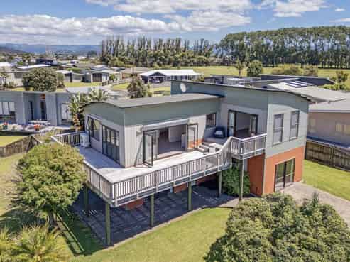 12 Marlin Street, Whitianga