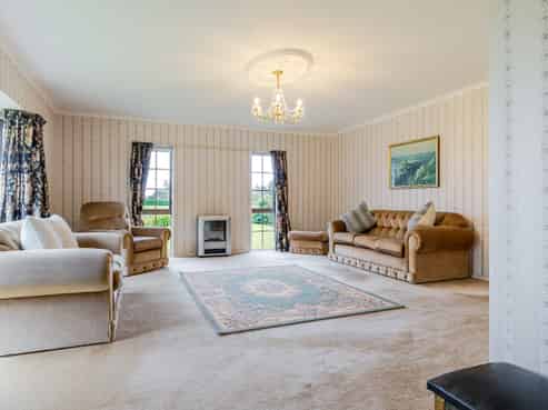 355 Rangiotu Road, Rangiotu