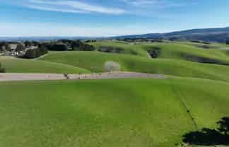 1628 Tuapeka West Road and 275 Bush Road, Tuapeka West