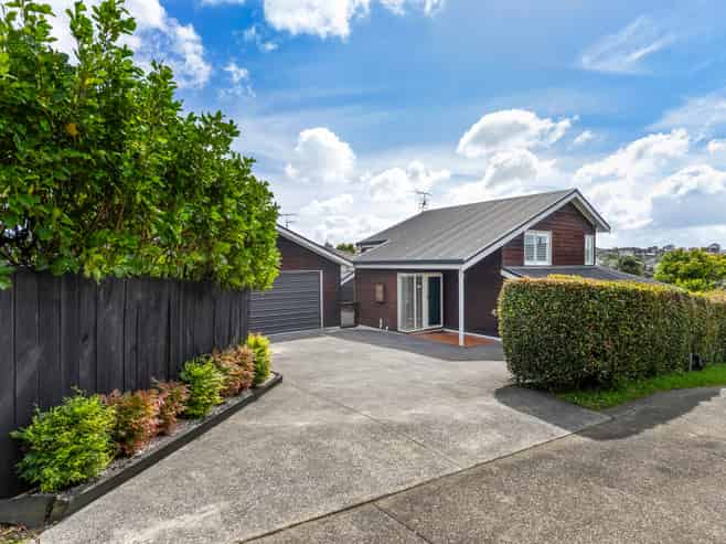 72C Pupuke Road, Hillcrest