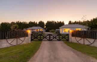 664 Depot Road, Oxford