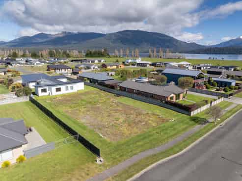 25 Acheron Way, Te Anau