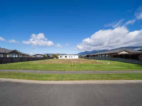 25 Acheron Way, Te Anau
