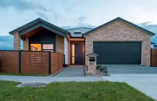 66 Tipu Crescent, Milldale
