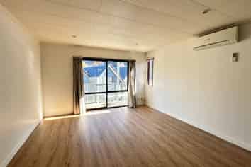 24/70 Robins Rd, Queenstown